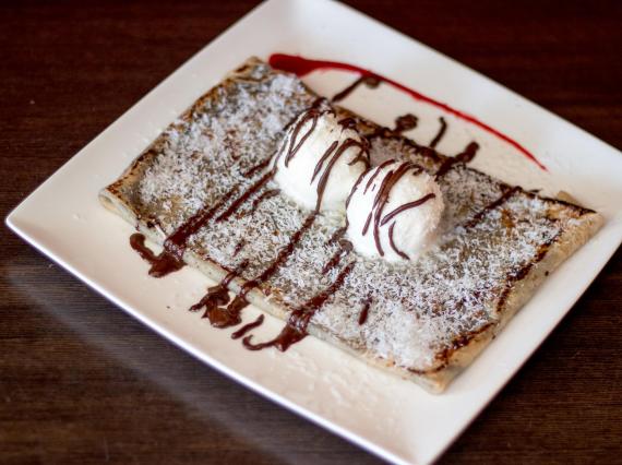 Crepe restaurant discount